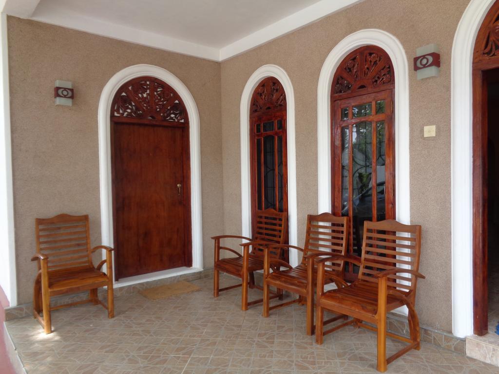 Hotel Man Guest Polonnaruwa Exterior foto