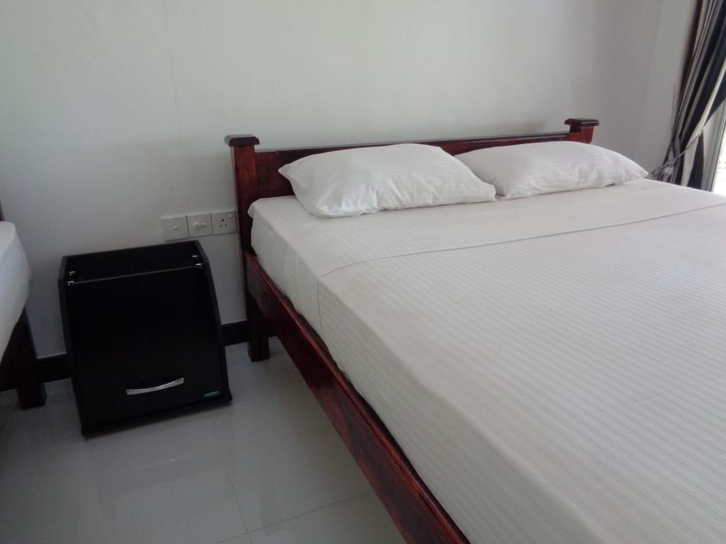 Hotel Man Guest Polonnaruwa Exterior foto