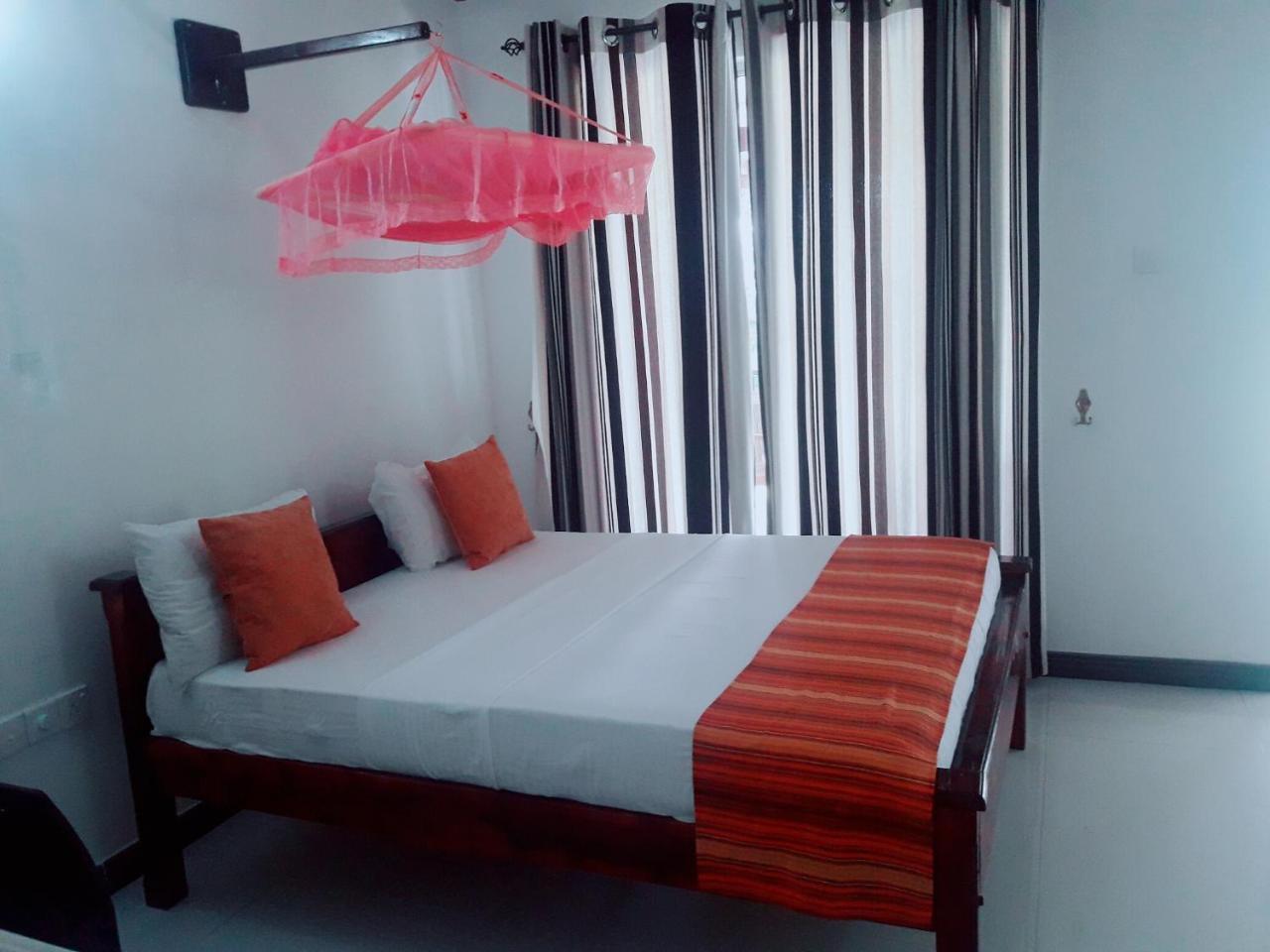 Hotel Man Guest Polonnaruwa Exterior foto